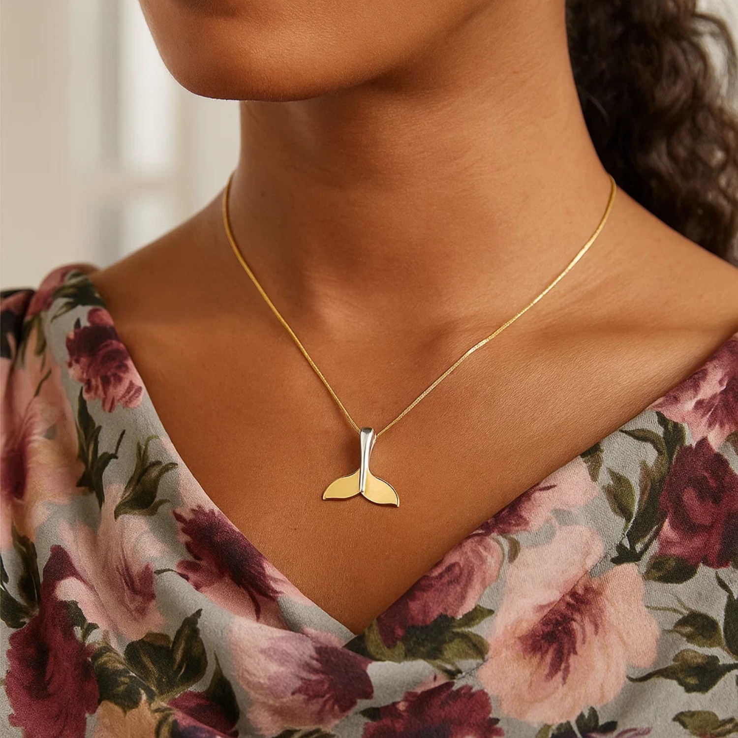 Whale Tail Necklace in 10K Yellow Gold - Image 4