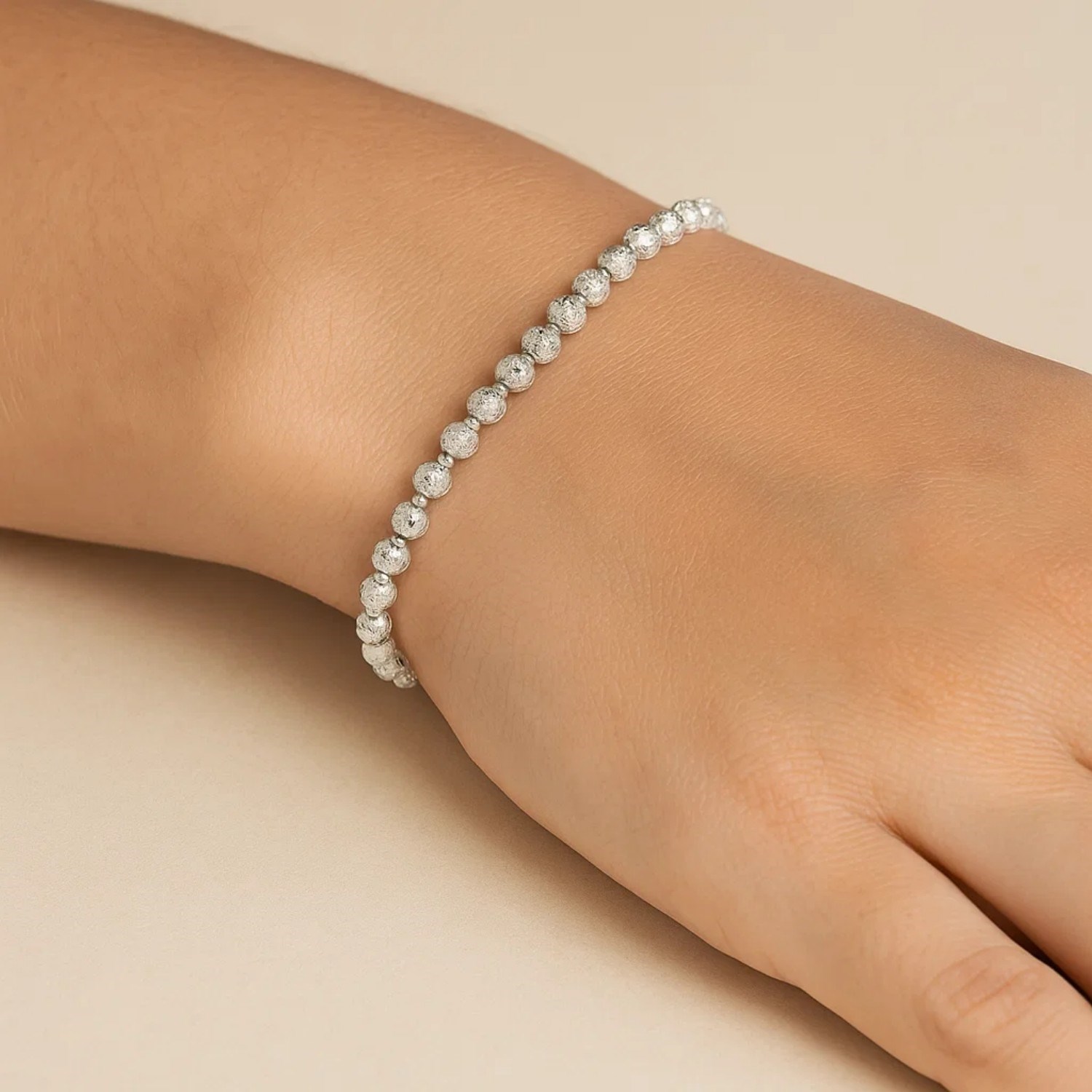 14K White Gold Disco Diamond Cut Bead Bracelet (4.00 mm) - Image 3