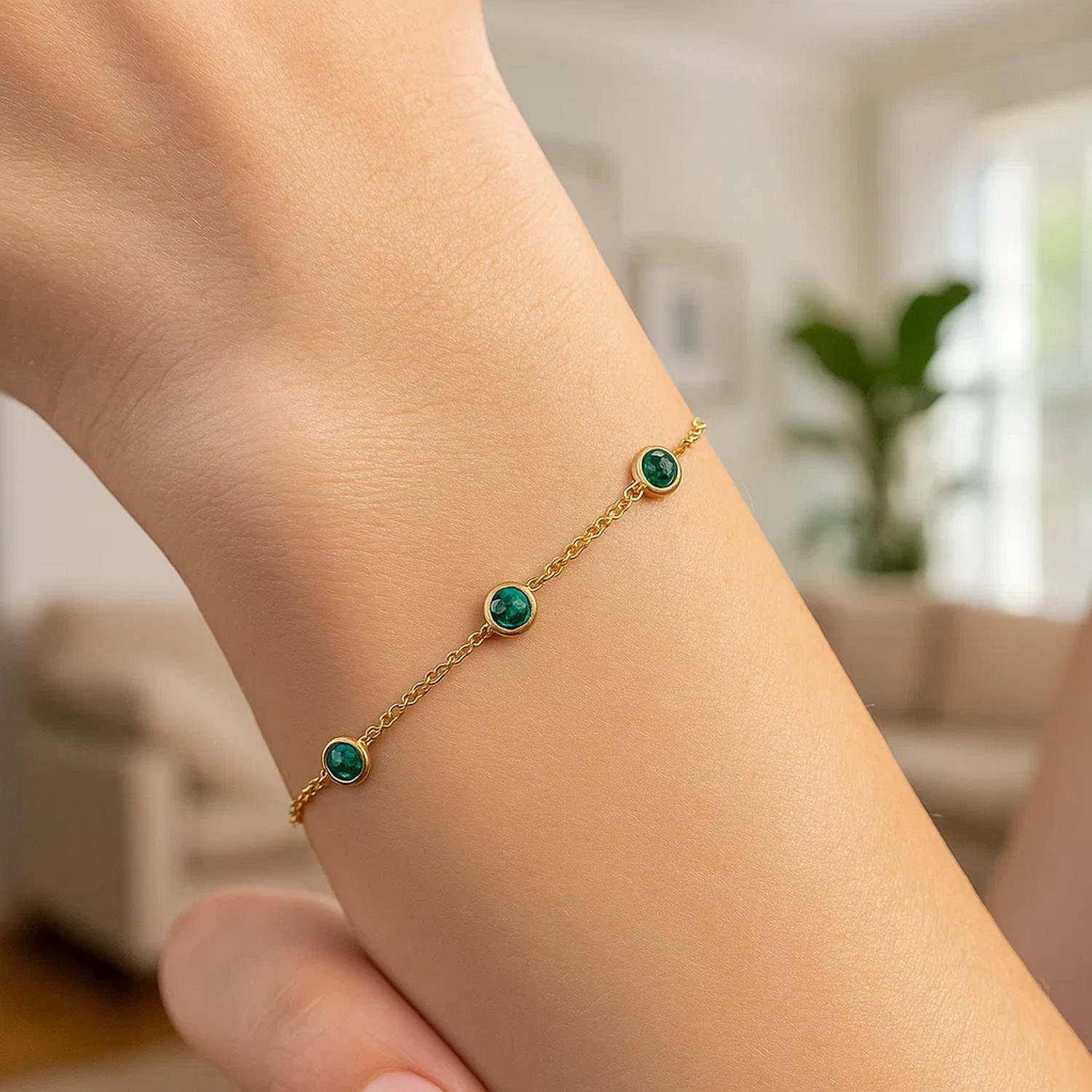 14K Yellow Gold Emerald Station Bracelet - Image 3