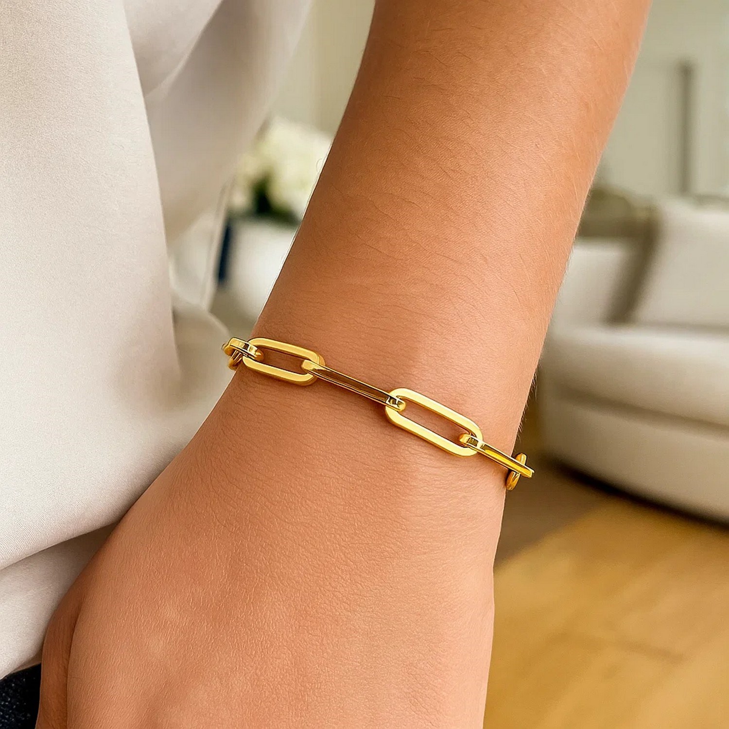 14K Yellow Gold Extra Wide Paperclip Chain Bracelet (6.10 mm) - Image 6